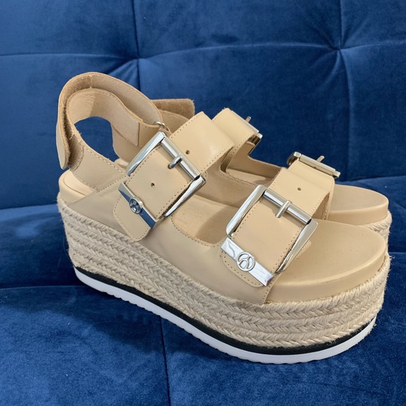 Wishbone Brown plateform sandals - Picture 3 of 3